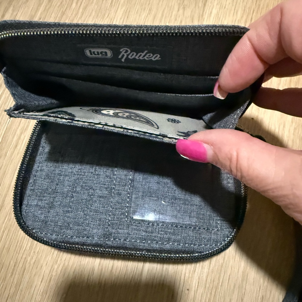 Lug Rodeo Wallet in Gray and Black - Picture 3 of 4